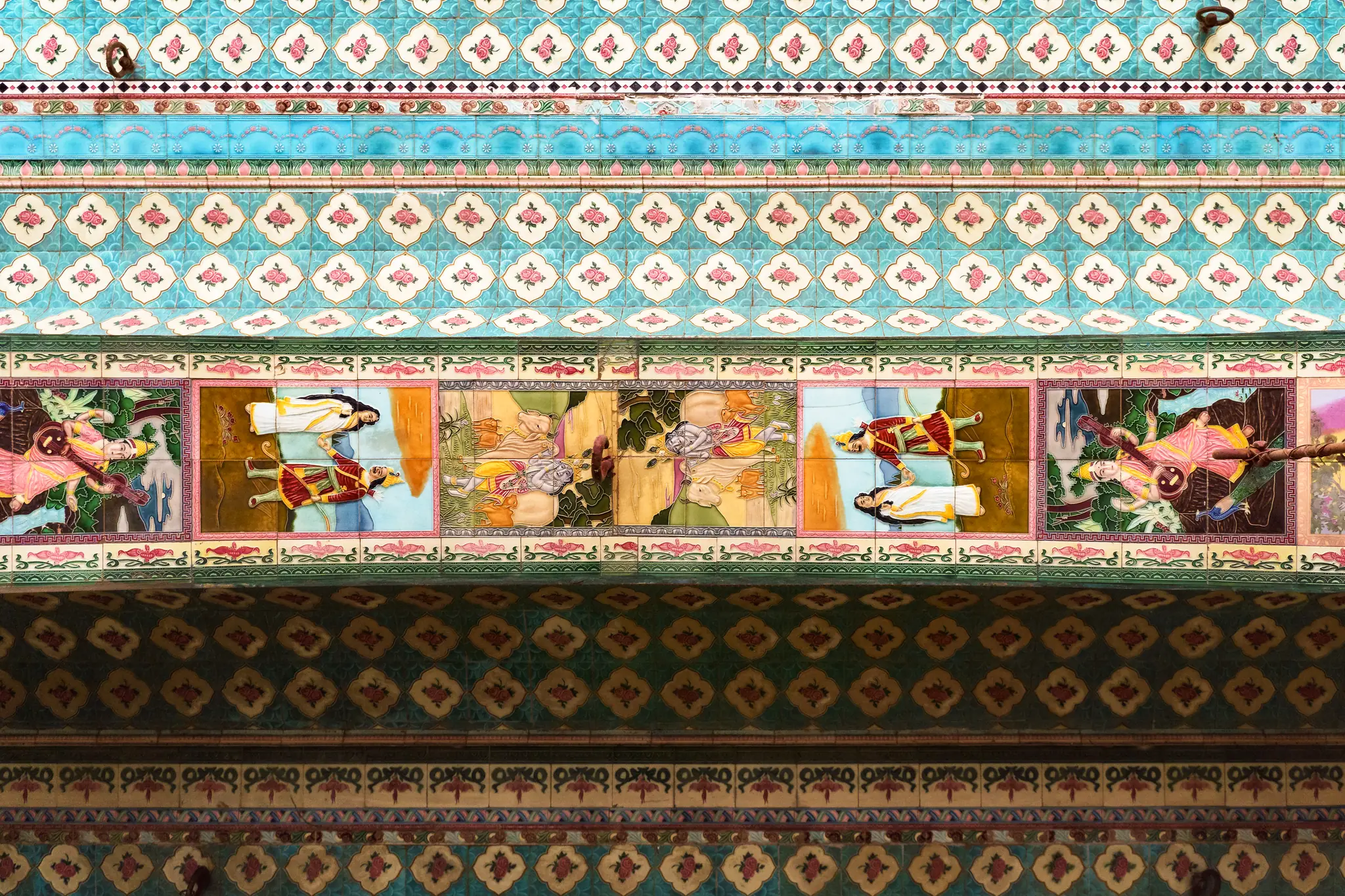 Indian Gòds and Japanese Majolica — frame 6
